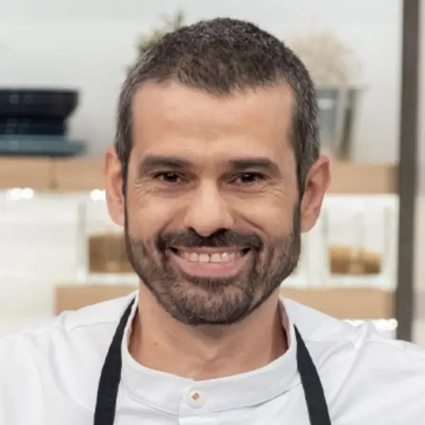 Enrique Sánchez, chef y su receta de manjar de monjas: "La haces sobre la marcha y la puedes comer ya"