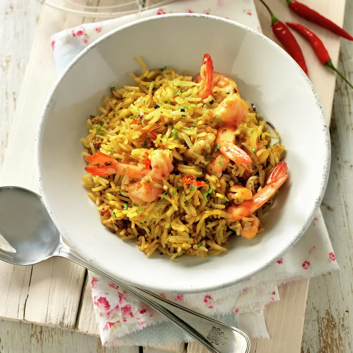 ARROZ FRITO CON LANGOSTINOS. 