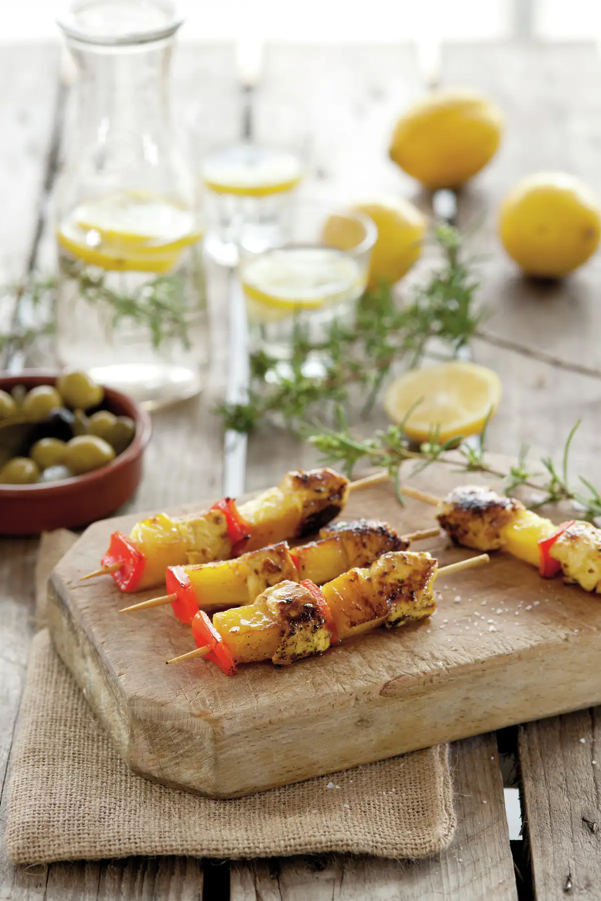 POLLO AGRIDULCE Y PIÑA.