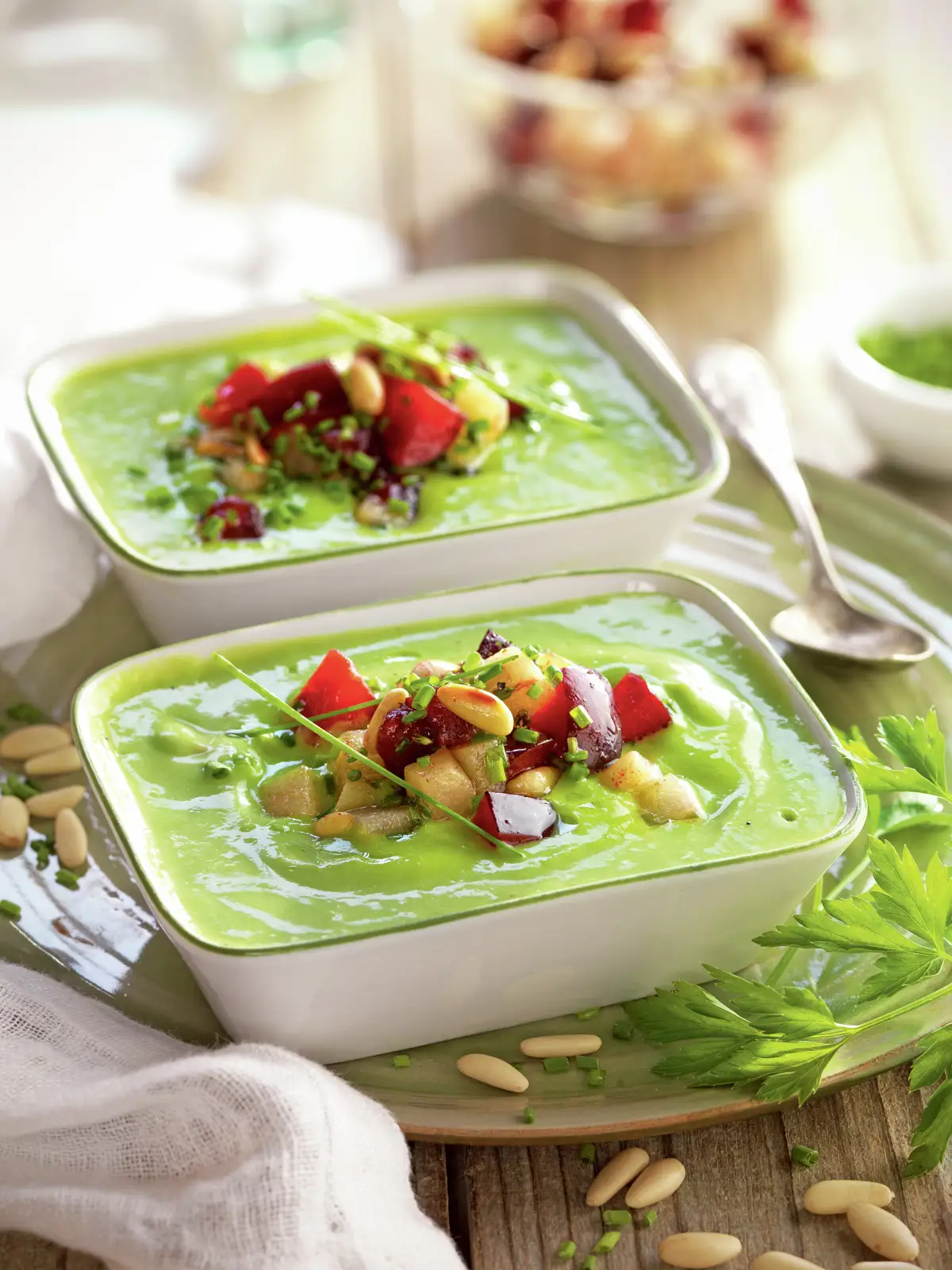 paso_a_paso_para_realizar_crema_tibia_de_verduras_con_topping_resultado_final
