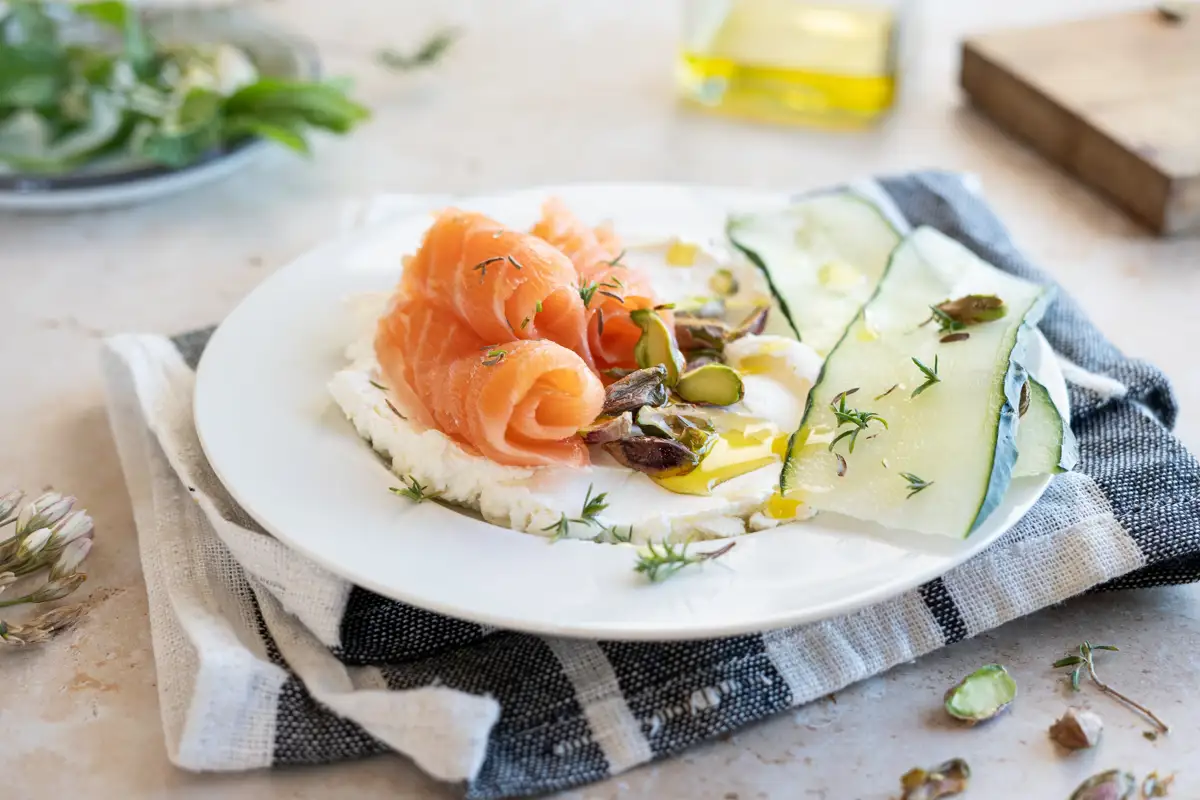 Labneh, el desayuno saludable con yogur y salmón