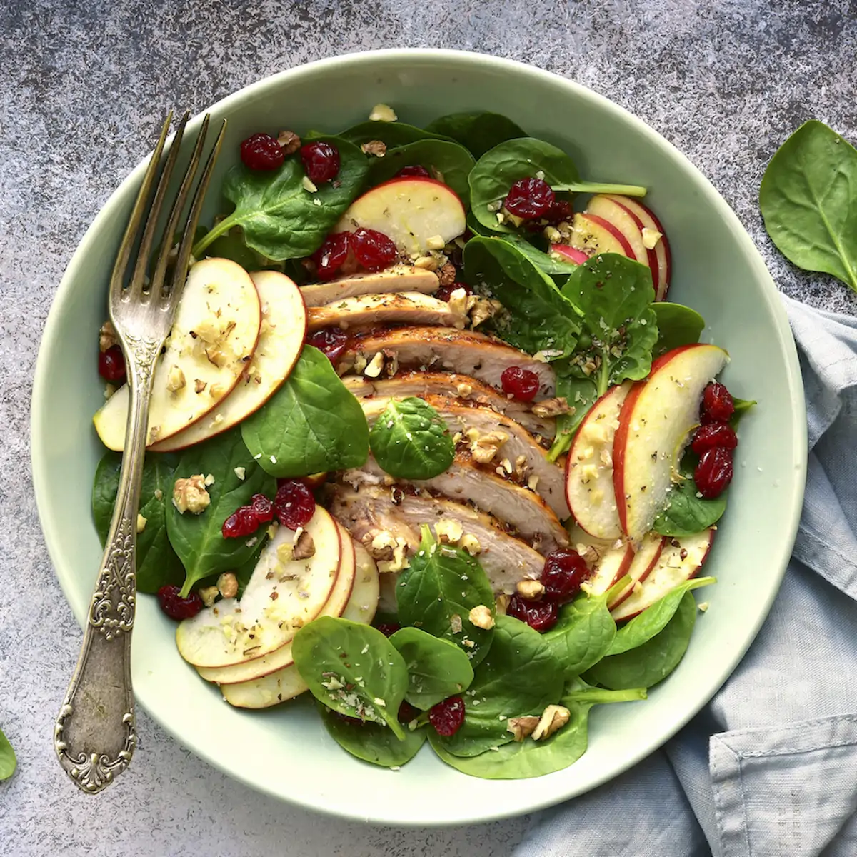Ensalada de pavo y manzana