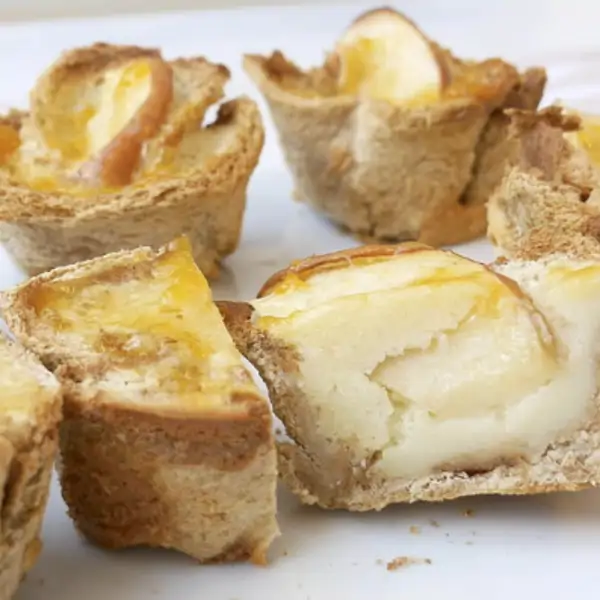 Estas tartaletas de manzana con pan de molde son tan fáciles y rápidas de preparar que no podrás resistirte a prepararlas cuando tengas antojo de dulce