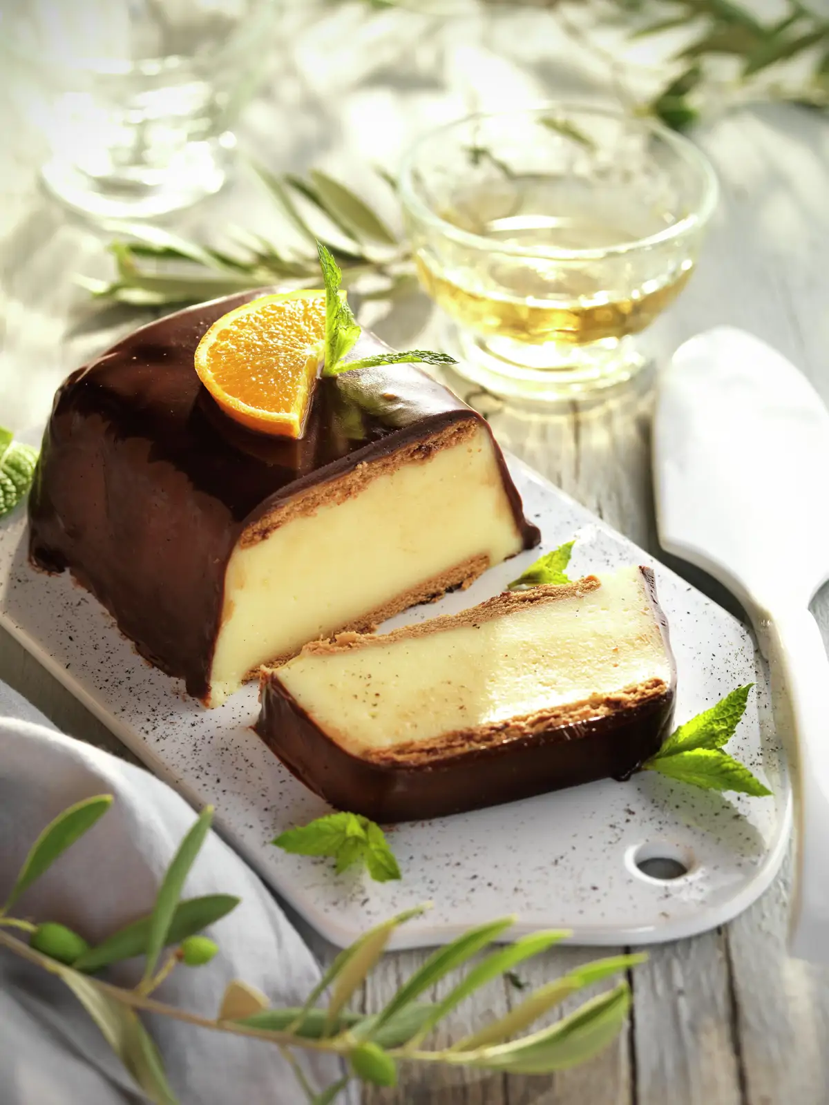 TARTA DE GALLETAS, CREMA Y CHOCOLATE