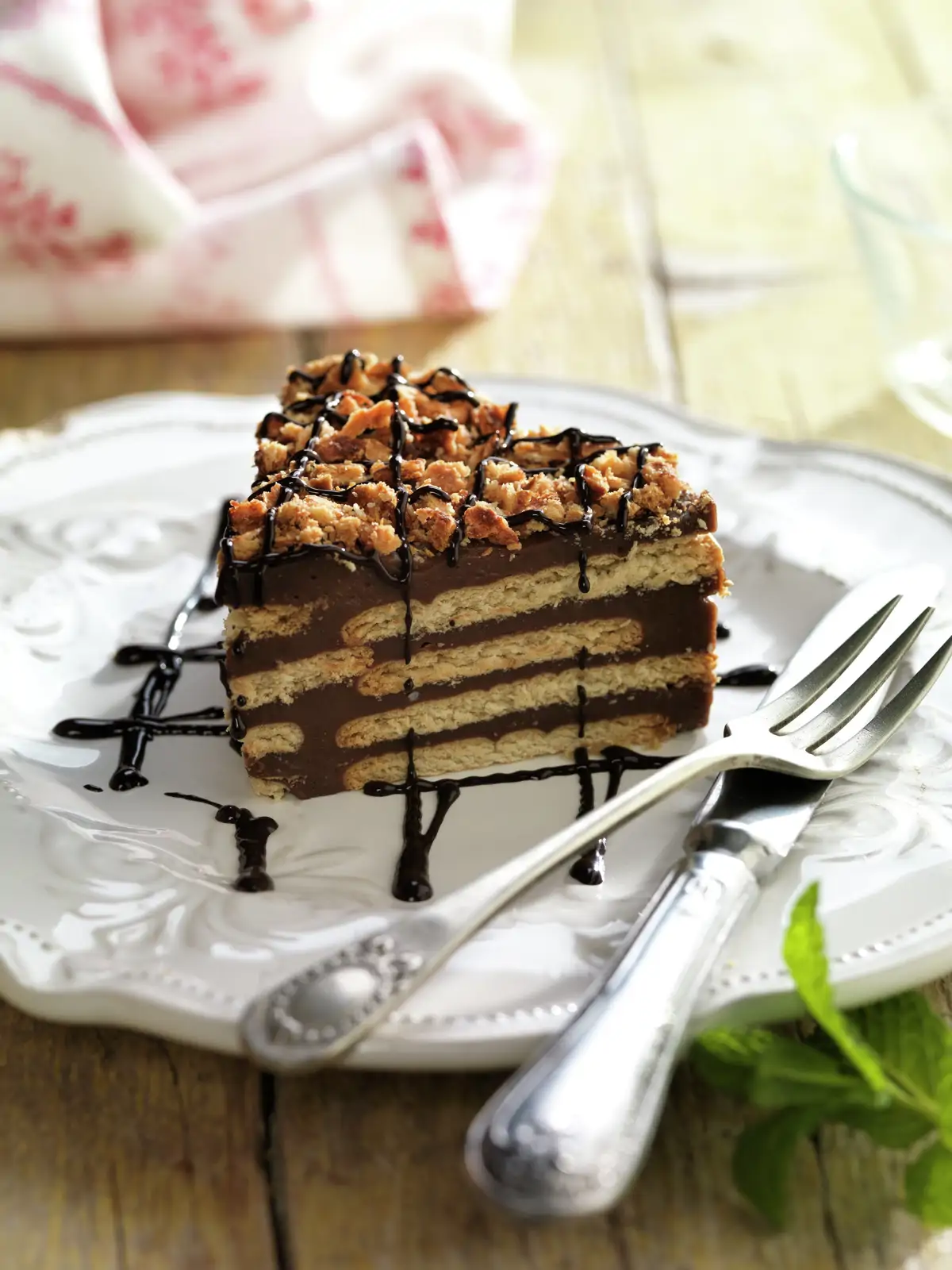 TARTA DE GALLETAS Y NATILLAS DE CHOCOLATE