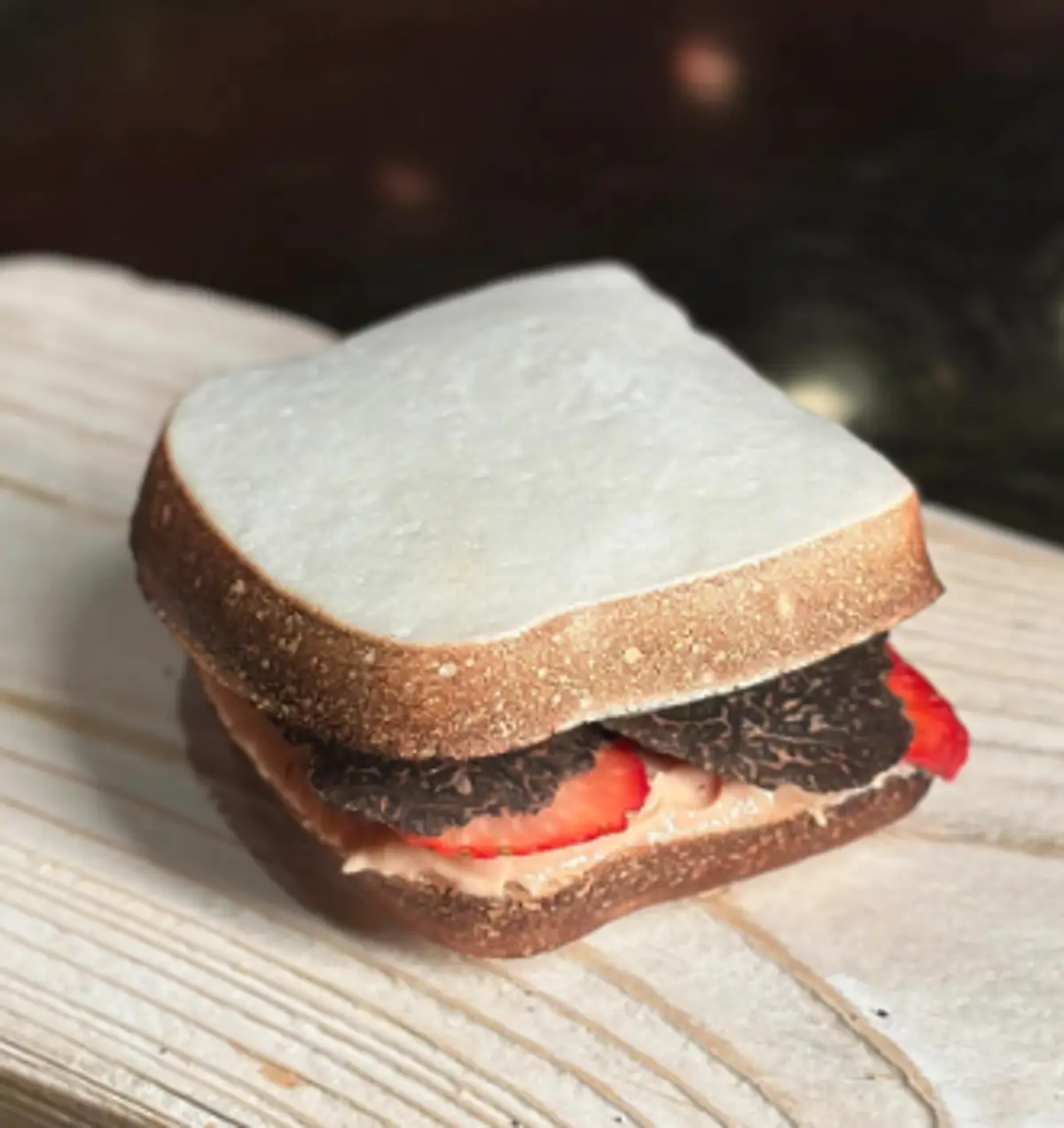 Sándwich de foie, trufas y fresas