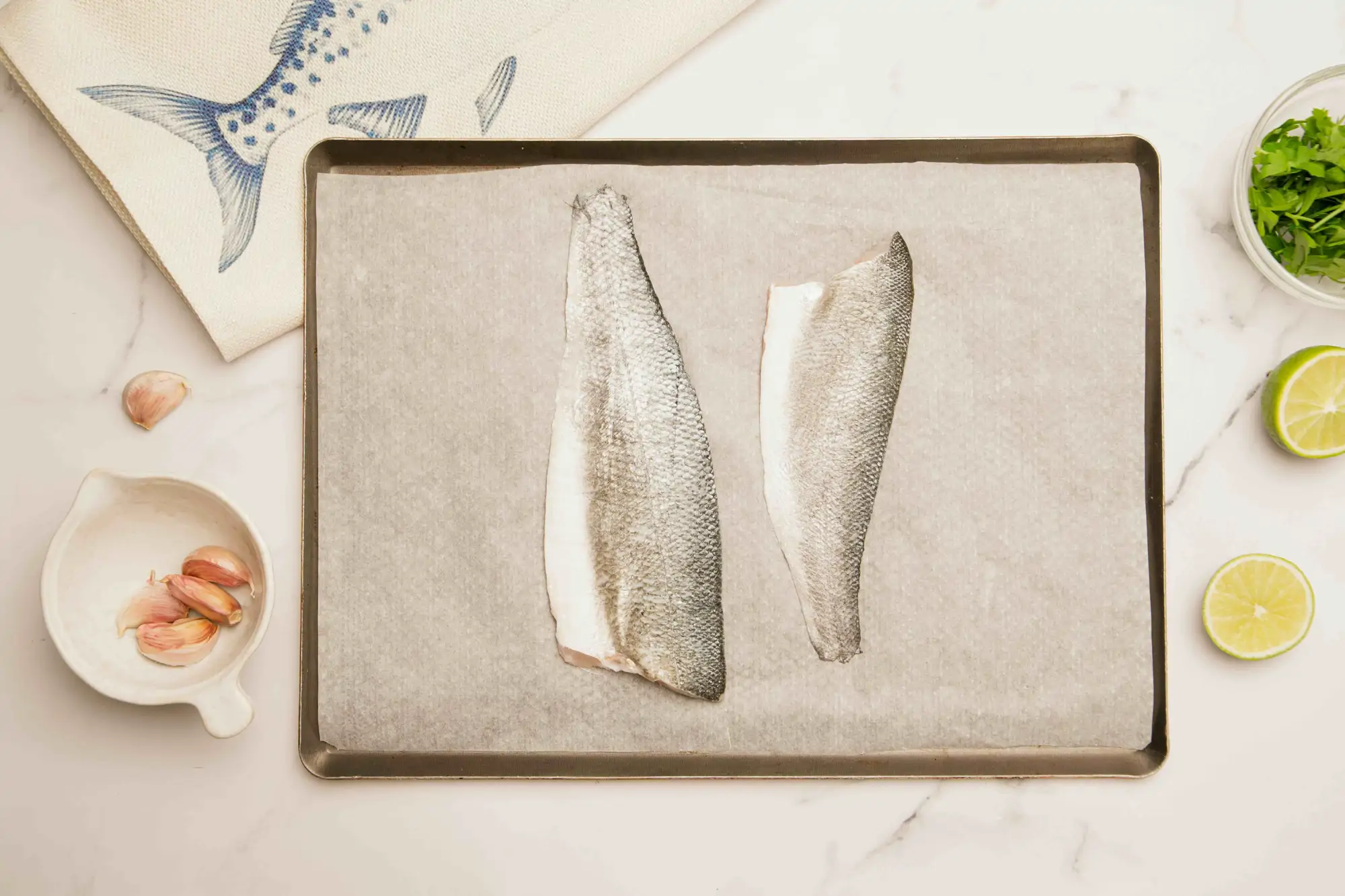 1. Prepara los filetes y hornea