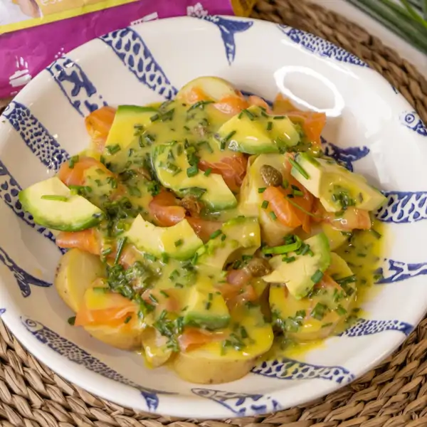 Ensalada nórdica con patatas Princesa Amandine®, aguacate y salmón: mi cena de verano fácil y deliciosa