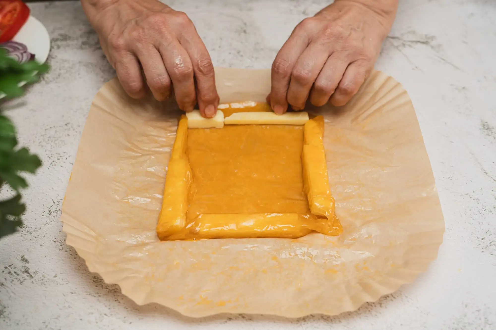 2. Rellena los bordes de la "pizza"