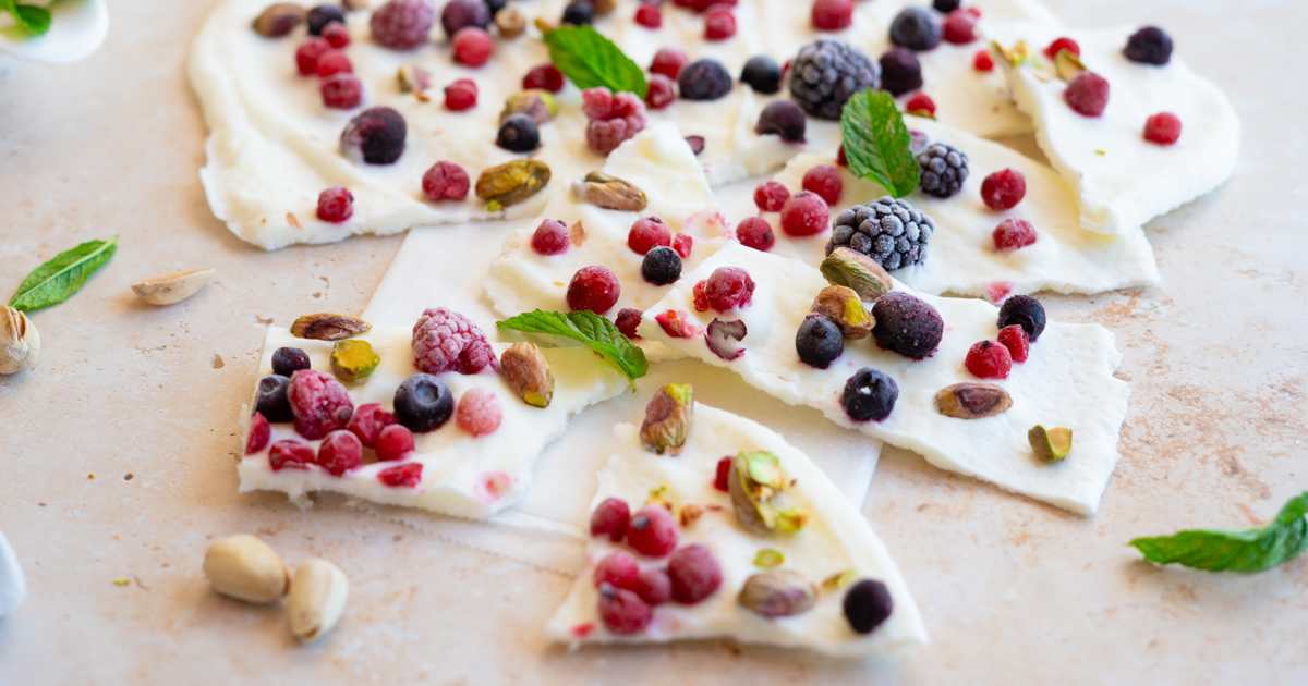 Estas tejas de yogur y frutos rojos saludables son el desayuno...