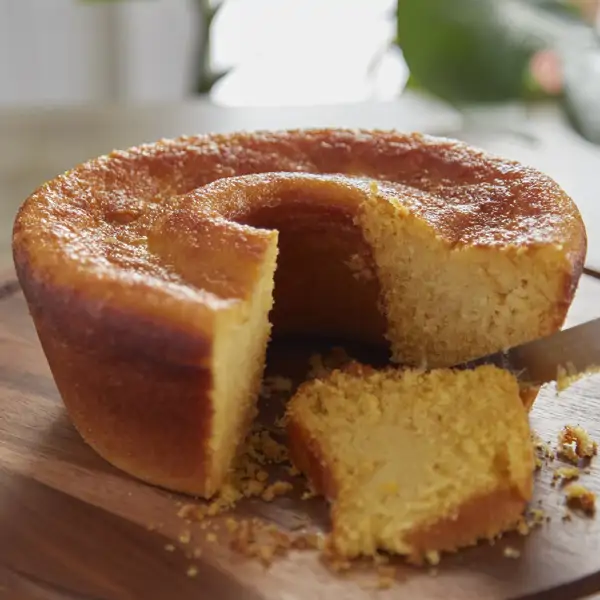 Sin gluten, ni azúcar: bizcochuelo jugoso de naranja con harina de avena
