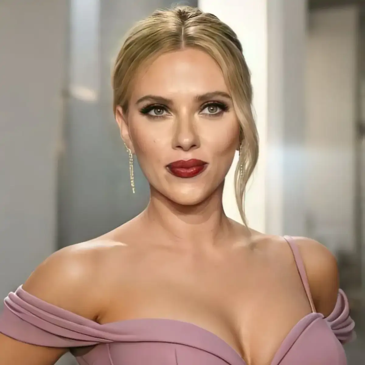 Scarlett Johansson 