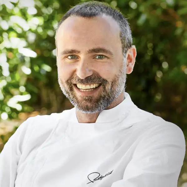 Rodrigo de la Calle, chef con estrella Michelin, sobre pelar huevos: “Empiezan a salir burbujitas, la cáscara se la come el vinagre y no deja sabor”