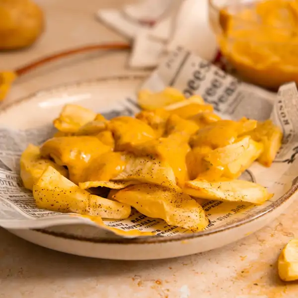 Salsa casera para tus patatas deluxe ¡con 5 ingredientes, en 5 minutos y un sabor espectacular!