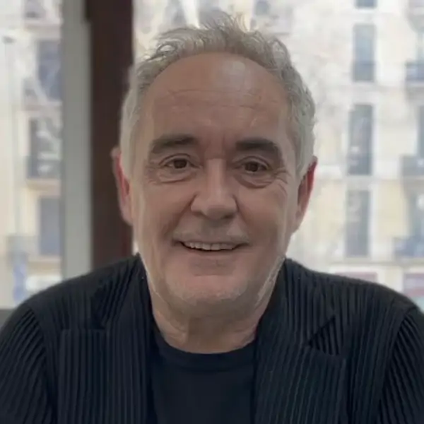 Chef Ferran Adri&agrave;, sobre sus coquitos de coco al horno: "Es un postre f&aacute;cil que puedes hacer con los ni&ntilde;os y puedes conservar varios d&iacute;as"